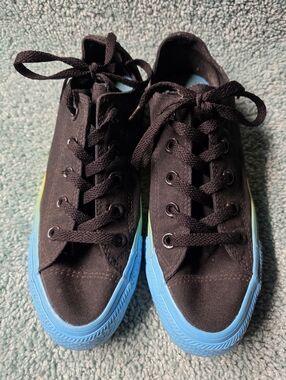 Rainbow Gay Pride Converse